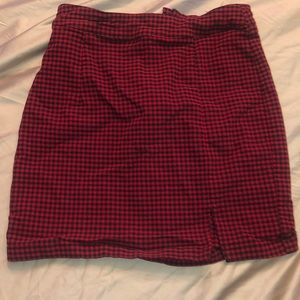 Garage skirt size small